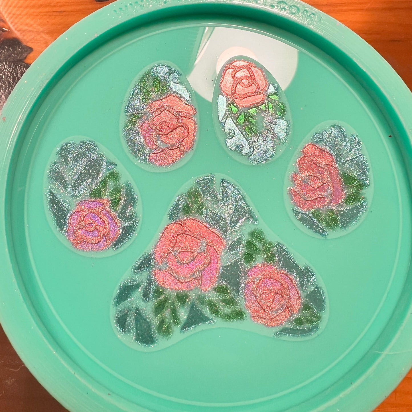 Discontinued - LG Roses Paw Print Coaster Silicone Mold